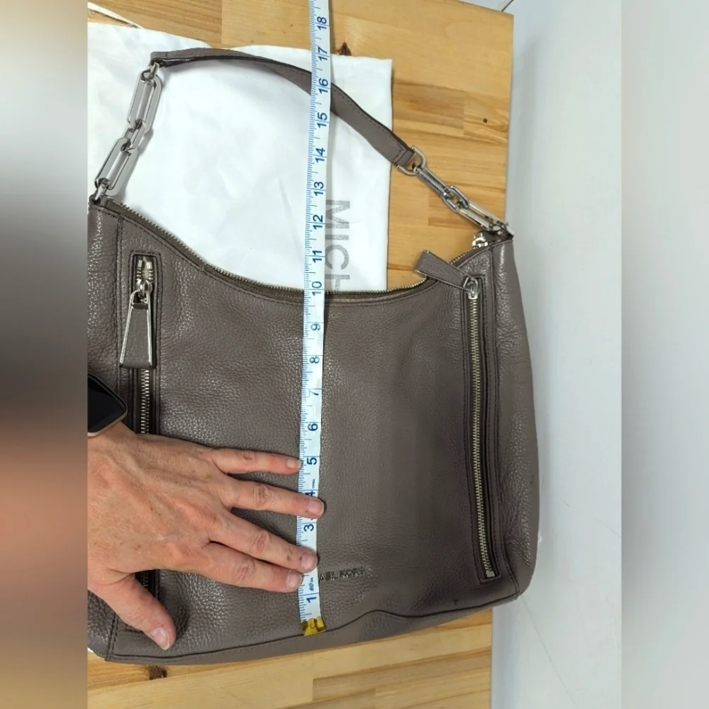 Michael Kors Grey Leather Shoulder Bag Large Zip Tabs Chain Detail